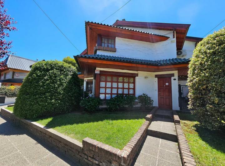 Hotel · 875m²