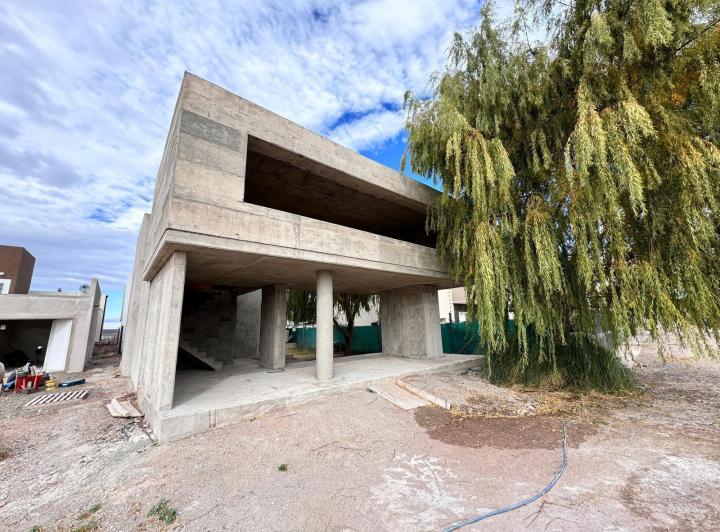 Casa · 120m² · 3 Ambientes · 1 Cochera