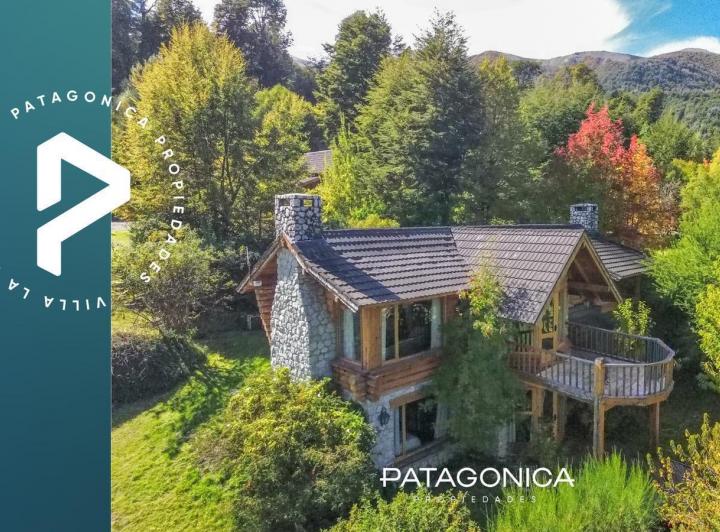 Casa · 159m² · 4 Ambientes · 1 Cochera