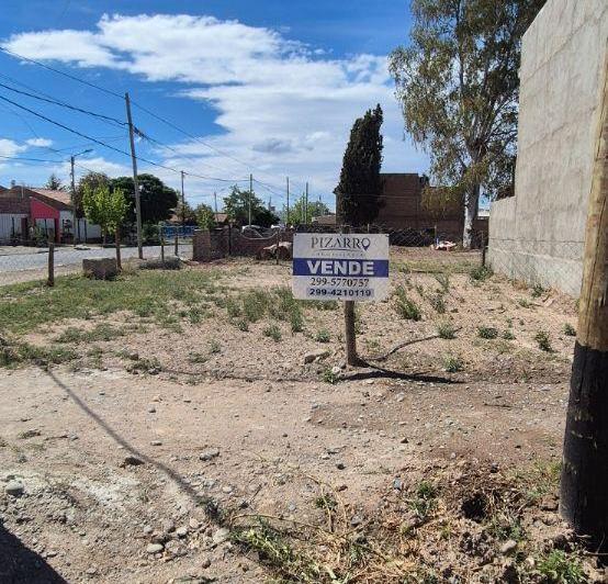 Terreno · 230m²