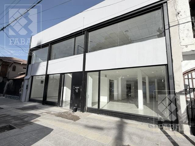 Local comercial · 383m²