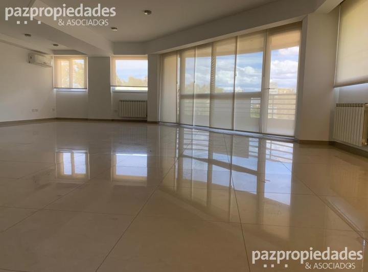 Departamento · 230m² · 5 Ambientes · 1 Cochera
