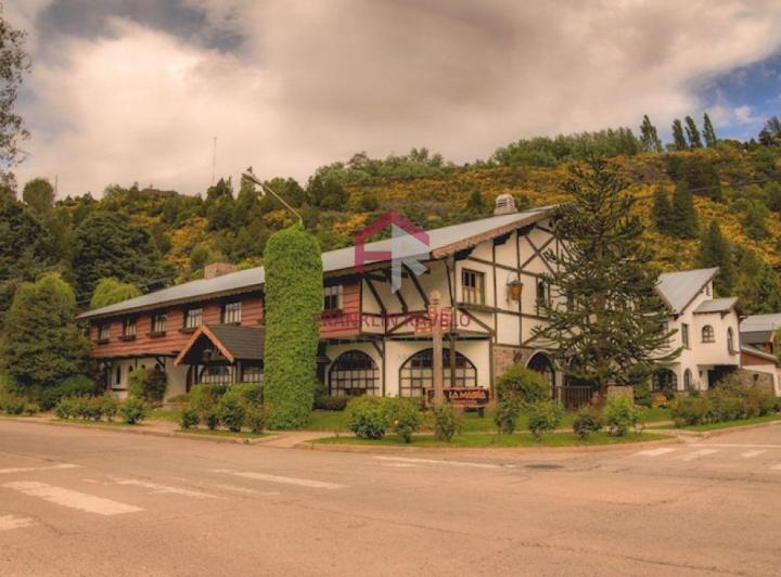 Casa · 900m²