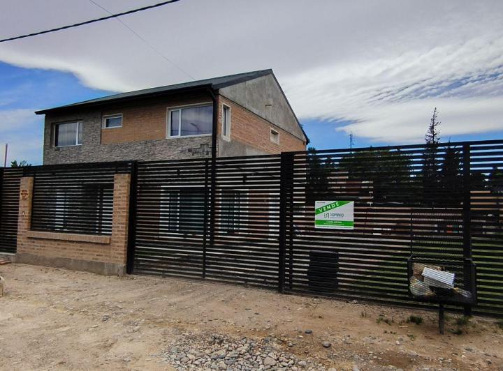 Casa · 190m² · 6 Ambientes