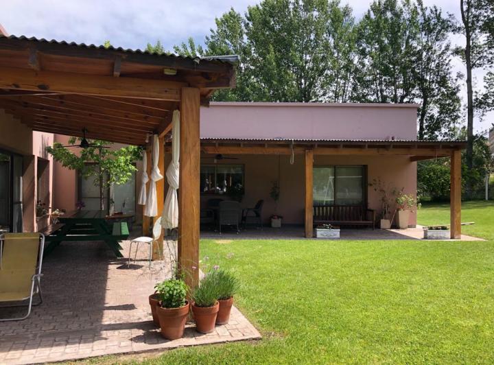 Casa · 3 Dormitorios