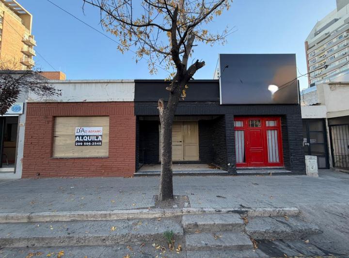 Casa · 98m² · 3 Ambientes · 1 Cochera