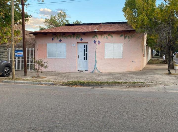 Casa · 110m² · 3 Ambientes · 1 Cochera