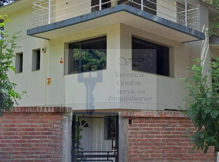 Casa · 154m² · 5 Ambientes · 1 Cochera