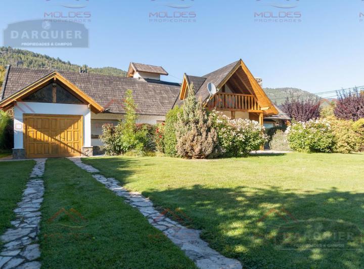 Casa · 200m² · 5 Ambientes