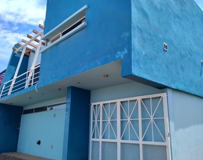 Casa · 90m² · 2 Dormitorios · 1 Cochera