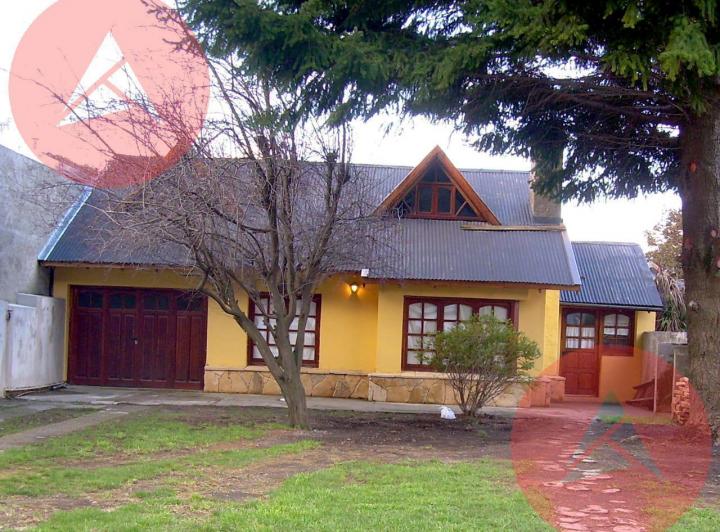 Terreno · 187m² · 5 Ambientes · 1 Cochera