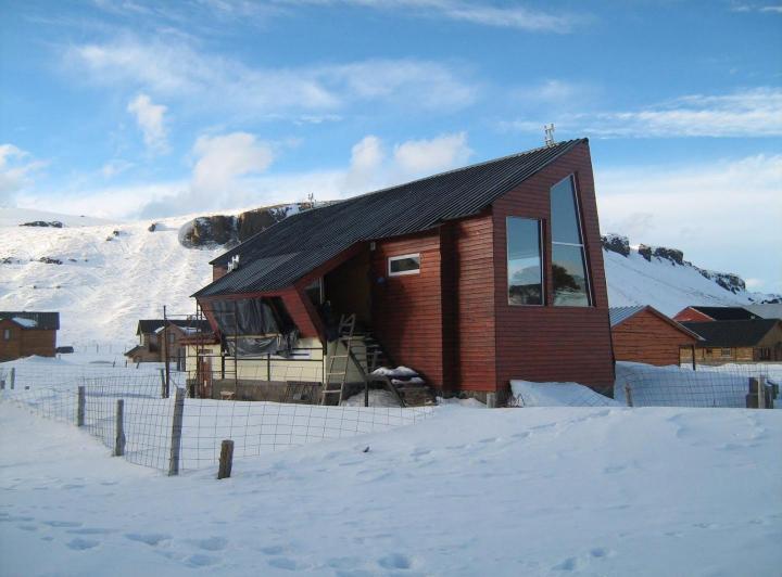 Casa · 200m² · 2 Dormitorios