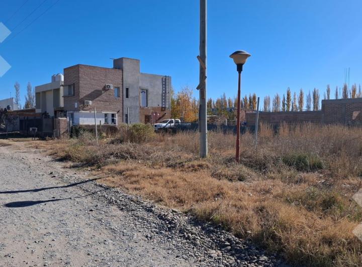 Terreno · 337m²