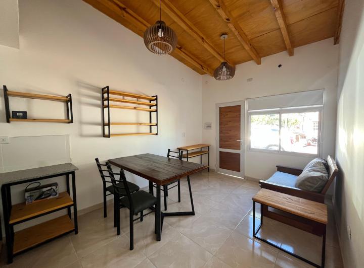 Casa · 47m² · 2 Ambientes · 1 Cochera