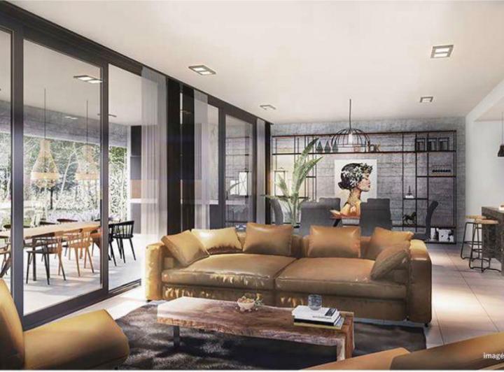 Casa · 240m² · 4 Ambientes · 2 Cocheras