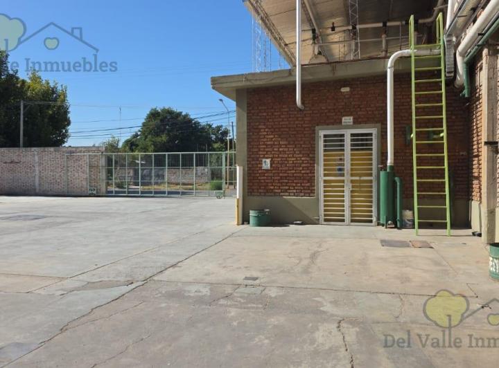 Depósito · 2000m²