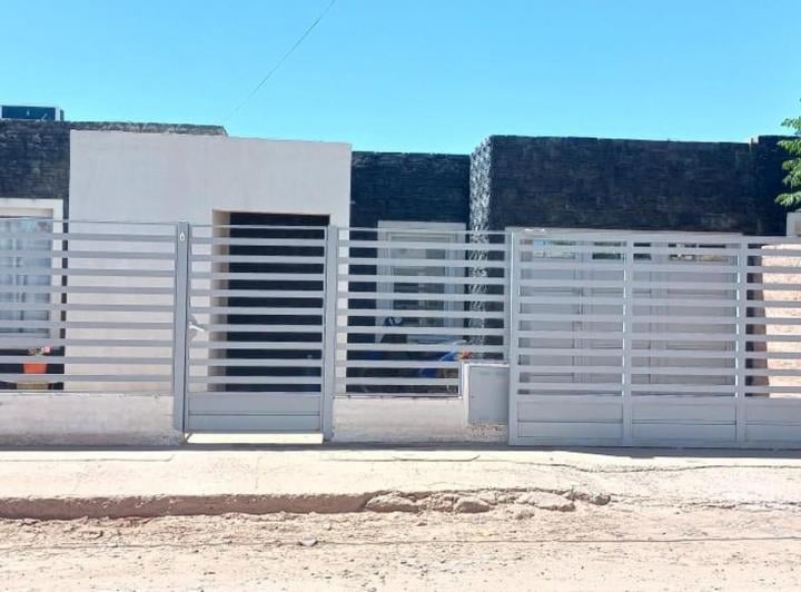 Casa · 120m² · 4 Ambientes · 2 Cocheras