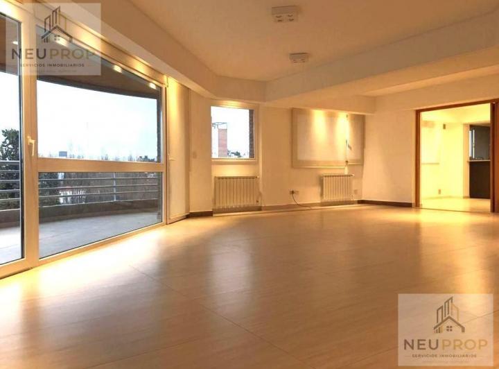 Departamento · 230m² · 5 Ambientes · 2 Cocheras