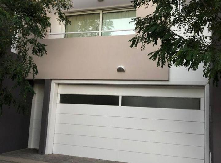 Casa · 185m² · 4 Ambientes · 2 Cocheras