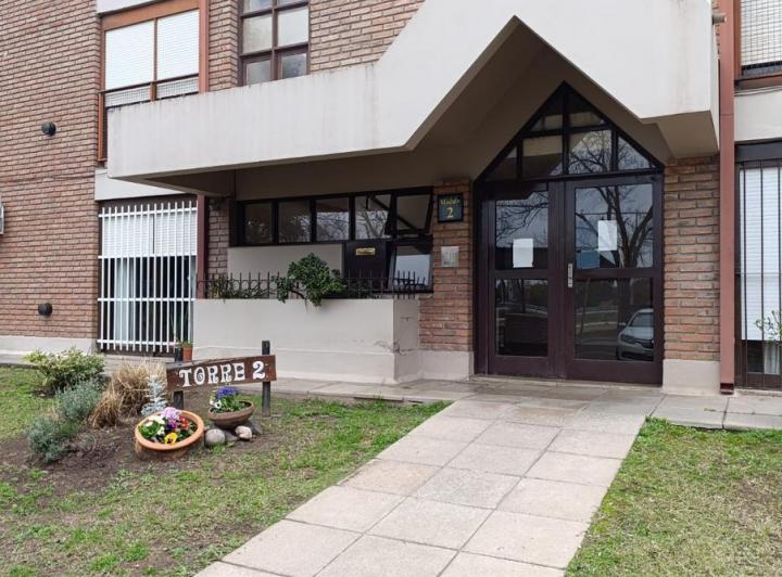 Departamento · 90m² · 4 Ambientes · 1 Cochera