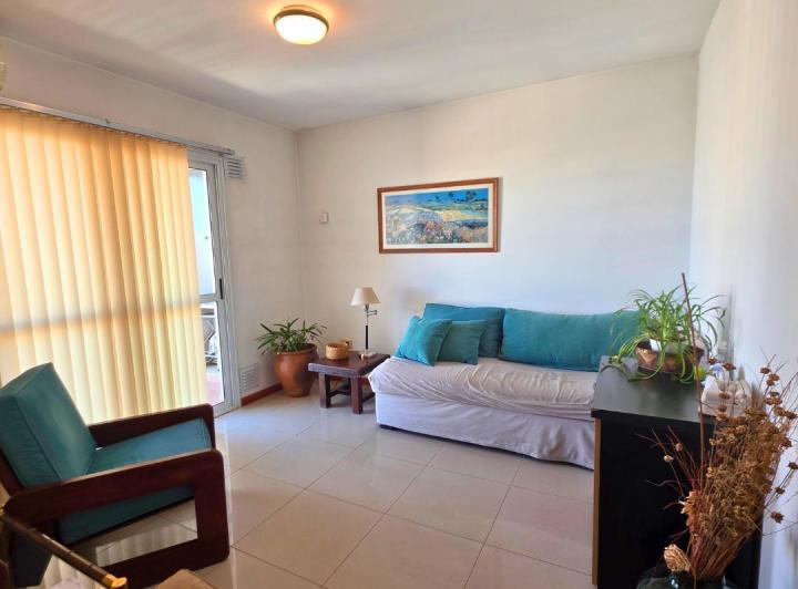 Oficina comercial · 76m² · 5 Ambientes · 1 Cochera