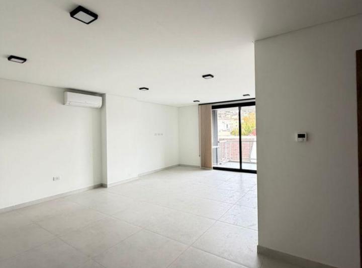 Departamento · 5m² · 3 Ambientes · 1 Cochera