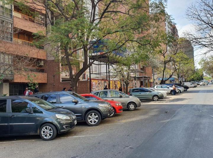 Departamento · 190m² · 5 Ambientes · 1 Cochera
