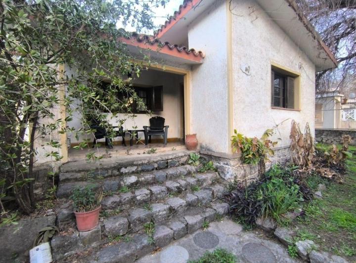 Casa · 155m² · 12 Ambientes · 1 Cochera