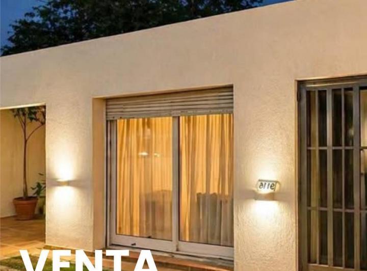 Casa · 181m² · 6 Ambientes · 3 Cocheras