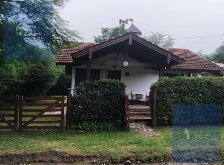 Casa · 98m² · 5 Ambientes