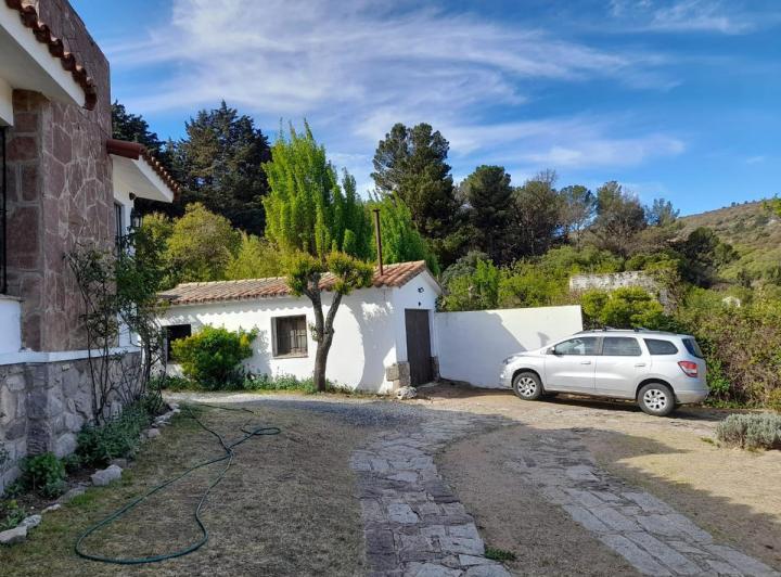 Casa · 135m² · 4 Ambientes · 2 Cocheras