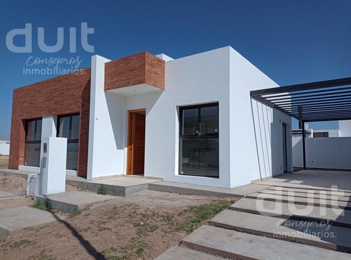 Casa · 80m² · 3 Ambientes · 1 Cochera