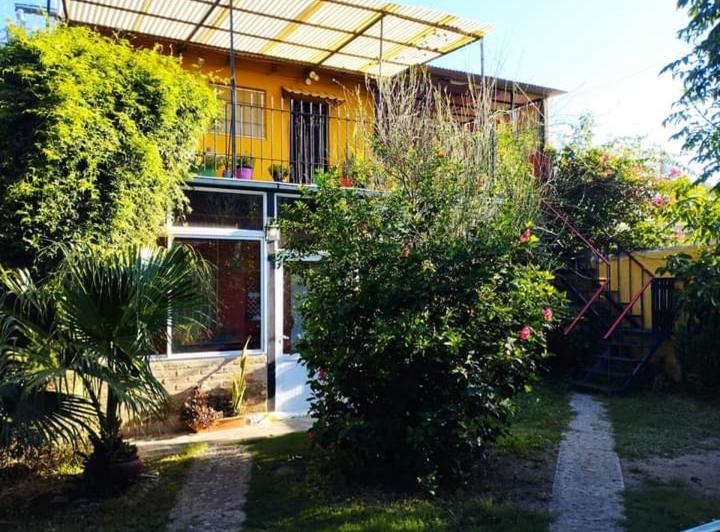 Casa · 195m² · 6 Ambientes · 1 Cochera