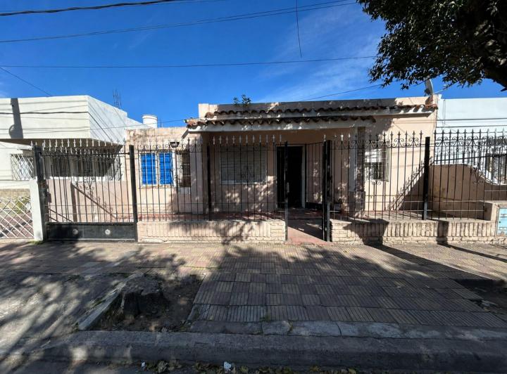 Casa · 123m² · 8 Ambientes