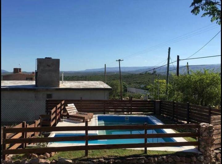 Casa · 200m² · 6 Ambientes · 3 Cocheras