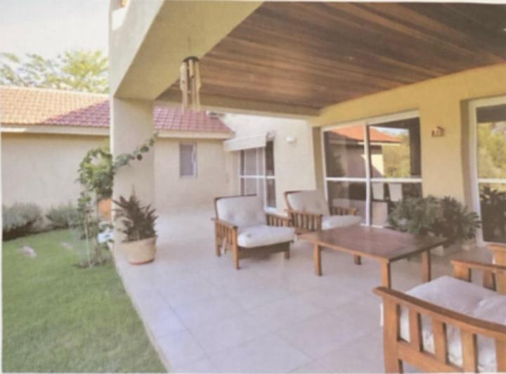Casa · 568m² · 10 Ambientes · 2 Cocheras