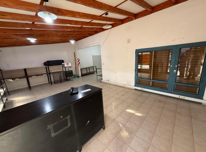 Local comercial · 70m² · 2 Ambientes