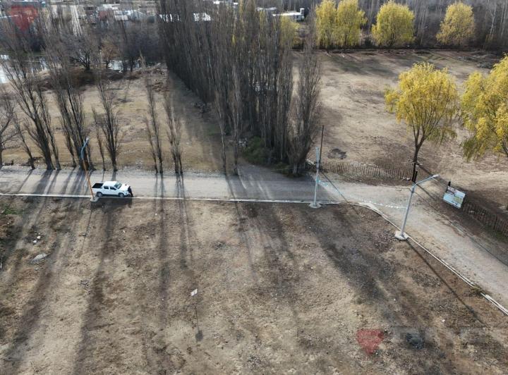Terreno · 381m²