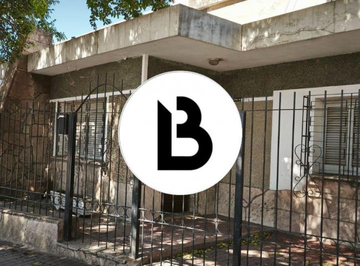 Casa · 178m² · 5 Ambientes · 1 Cochera