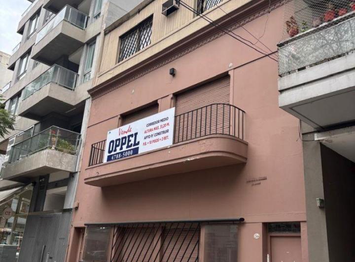 Terreno · 230m²
