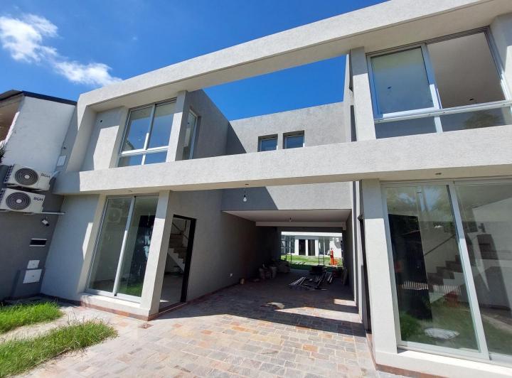 PH · 100m² · 4 Ambientes · 1 Cochera