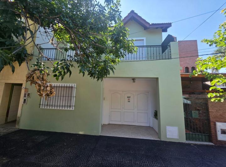 PH · 135m² · 4 Ambientes · 1 Cochera