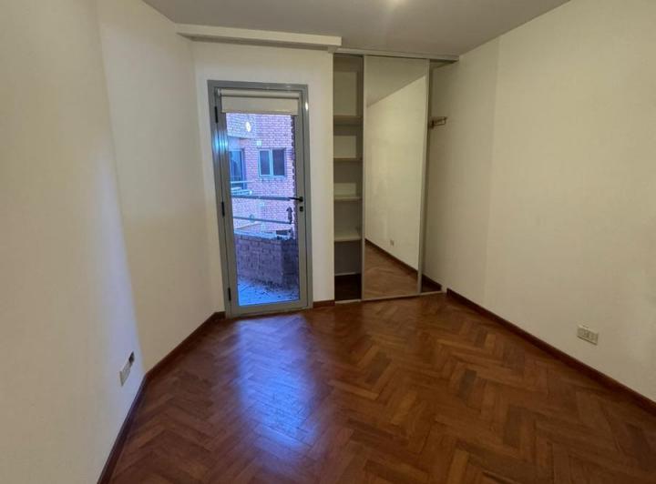 Departamento · 80m² · 6 Ambientes