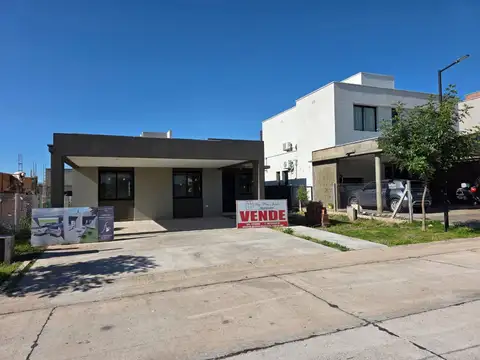 Casa en Venta en Yerba Buena, Tucumán