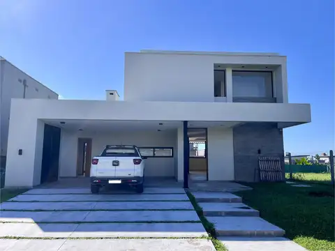 Casa en Venta en Yerba Buena, Tucumán