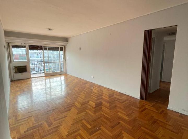 Departamento · 121m² · 5 Ambientes · 1 Cochera