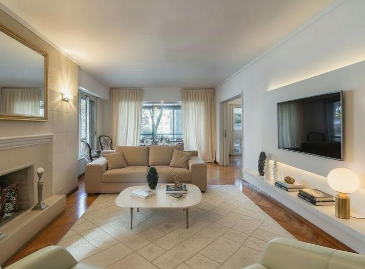 Departamento · 208m² · 6 Ambientes · 2 Cocheras