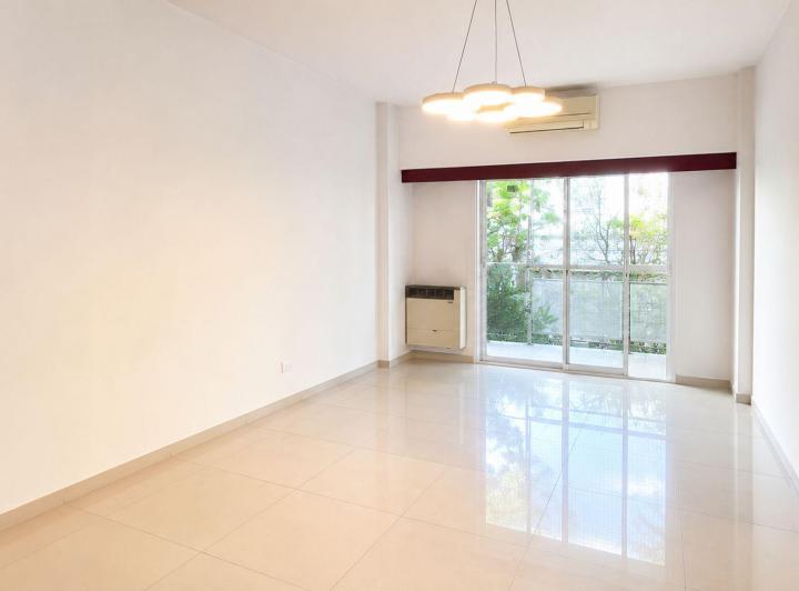 Departamento · 80m² · 5 Ambientes · 1 Cochera