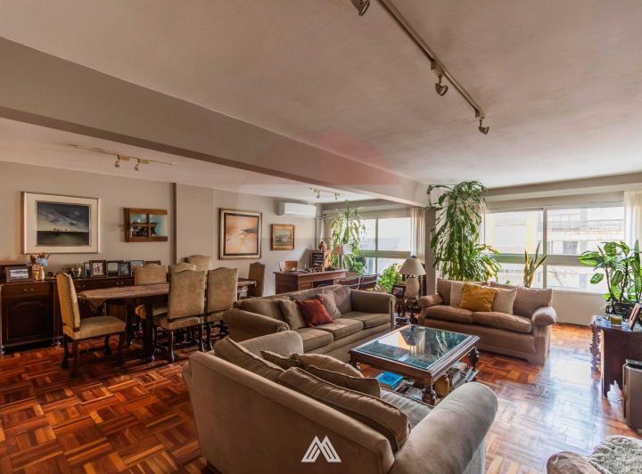 Departamento · 147m² · 6 Ambientes · 1 Cochera