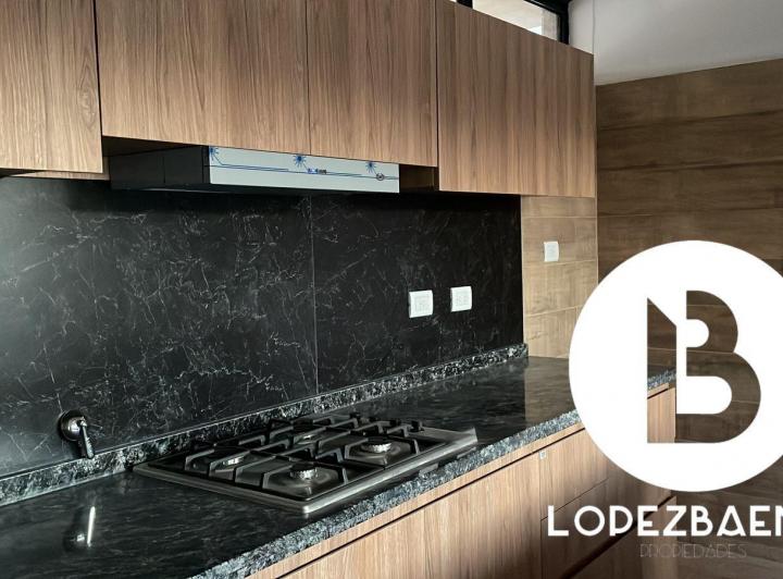 Casa · 128m² · 11 Ambientes · 2 Cocheras